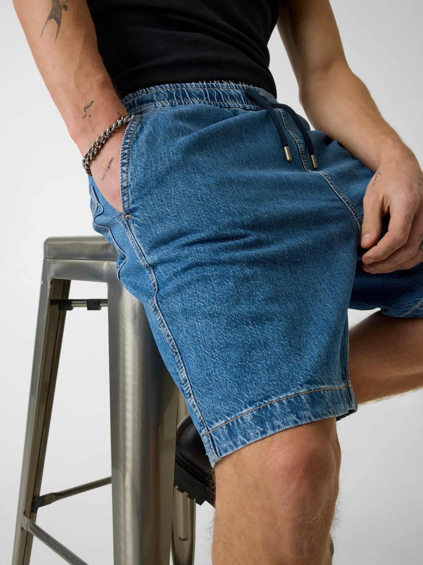 GJ JOGGER DENIM SHORT