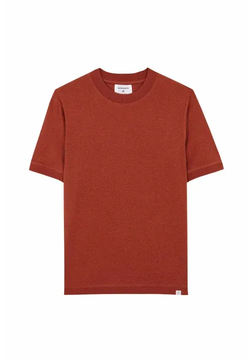 The jersey T-shirt