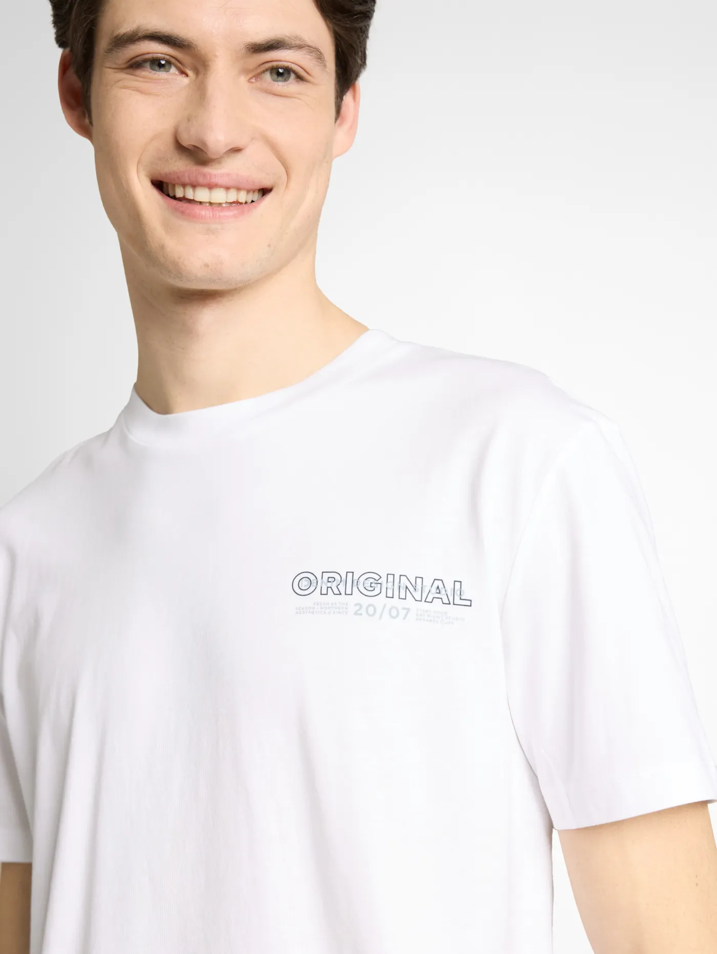 Basic T-Shirt mit Logo-Print