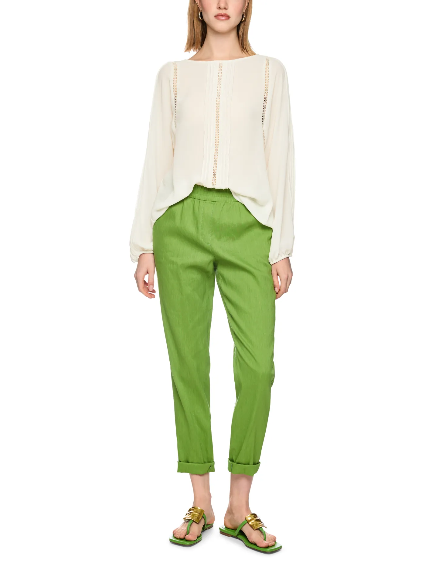 Bluse mit Spitze und Biesen
