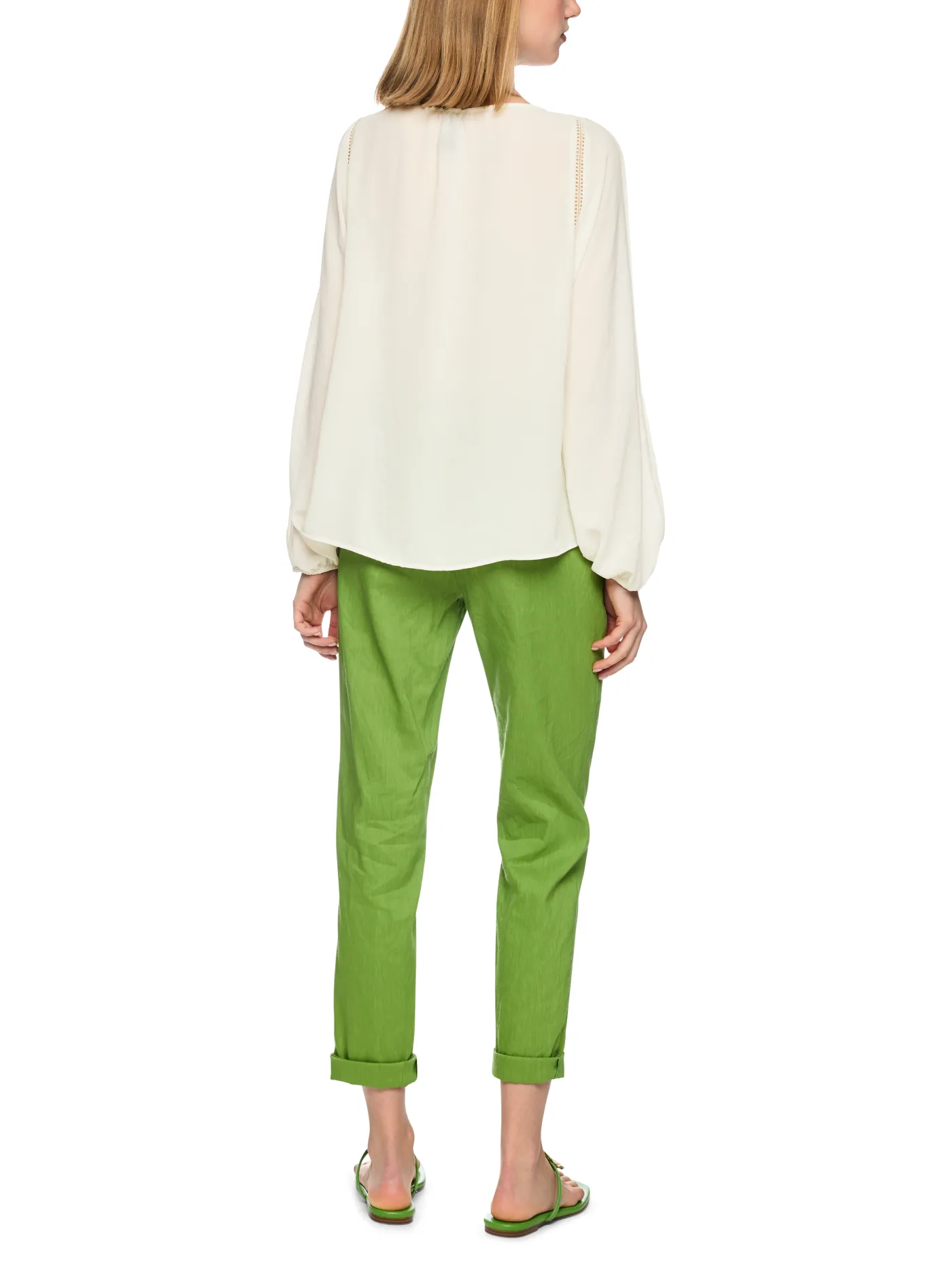 Bluse mit Spitze und Biesen