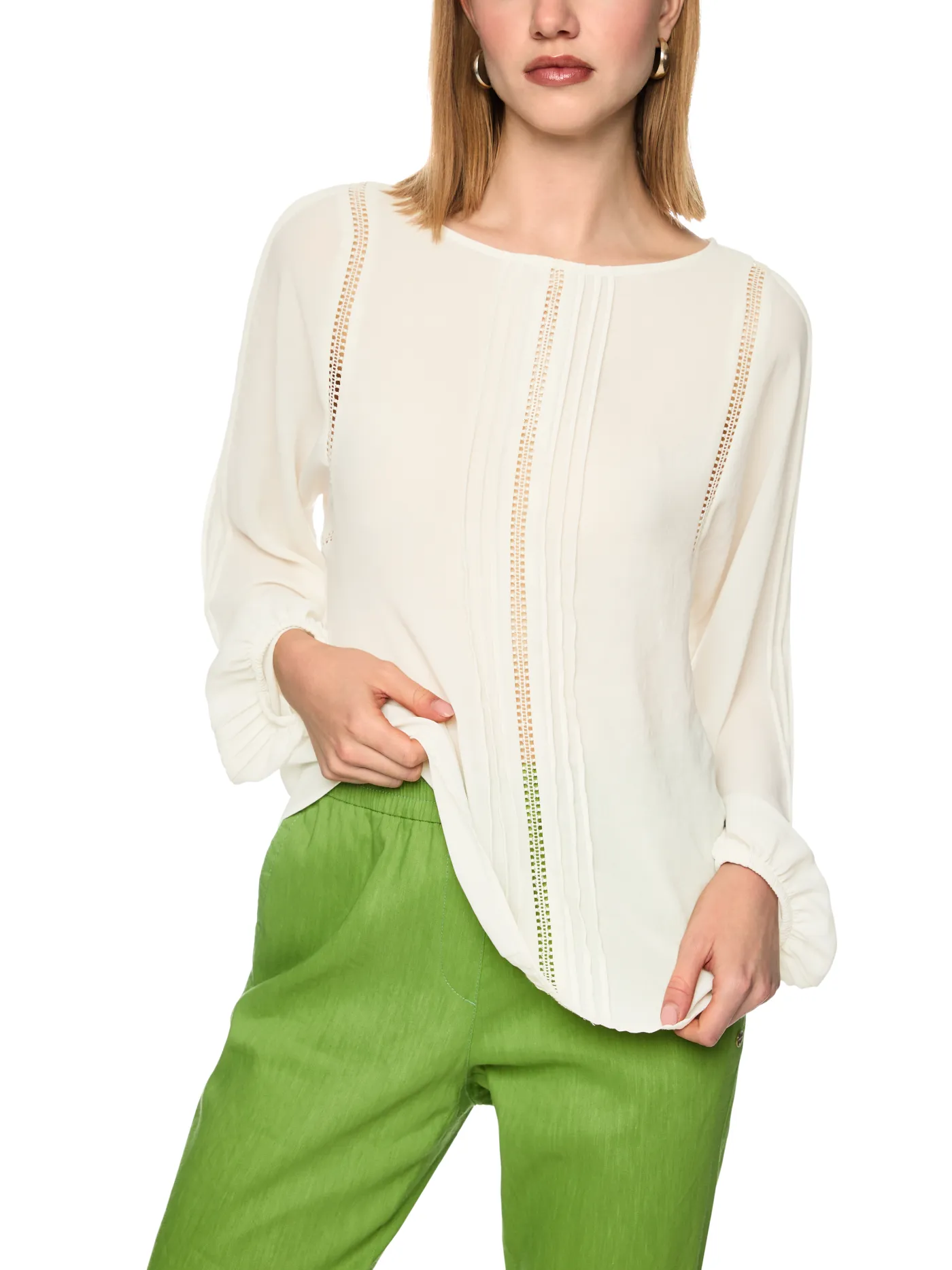 Bluse mit Spitze und Biesen