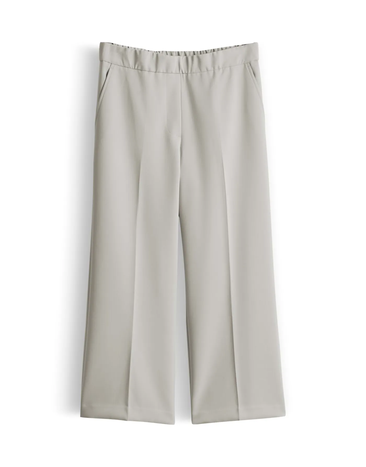 Charlie cropped ease