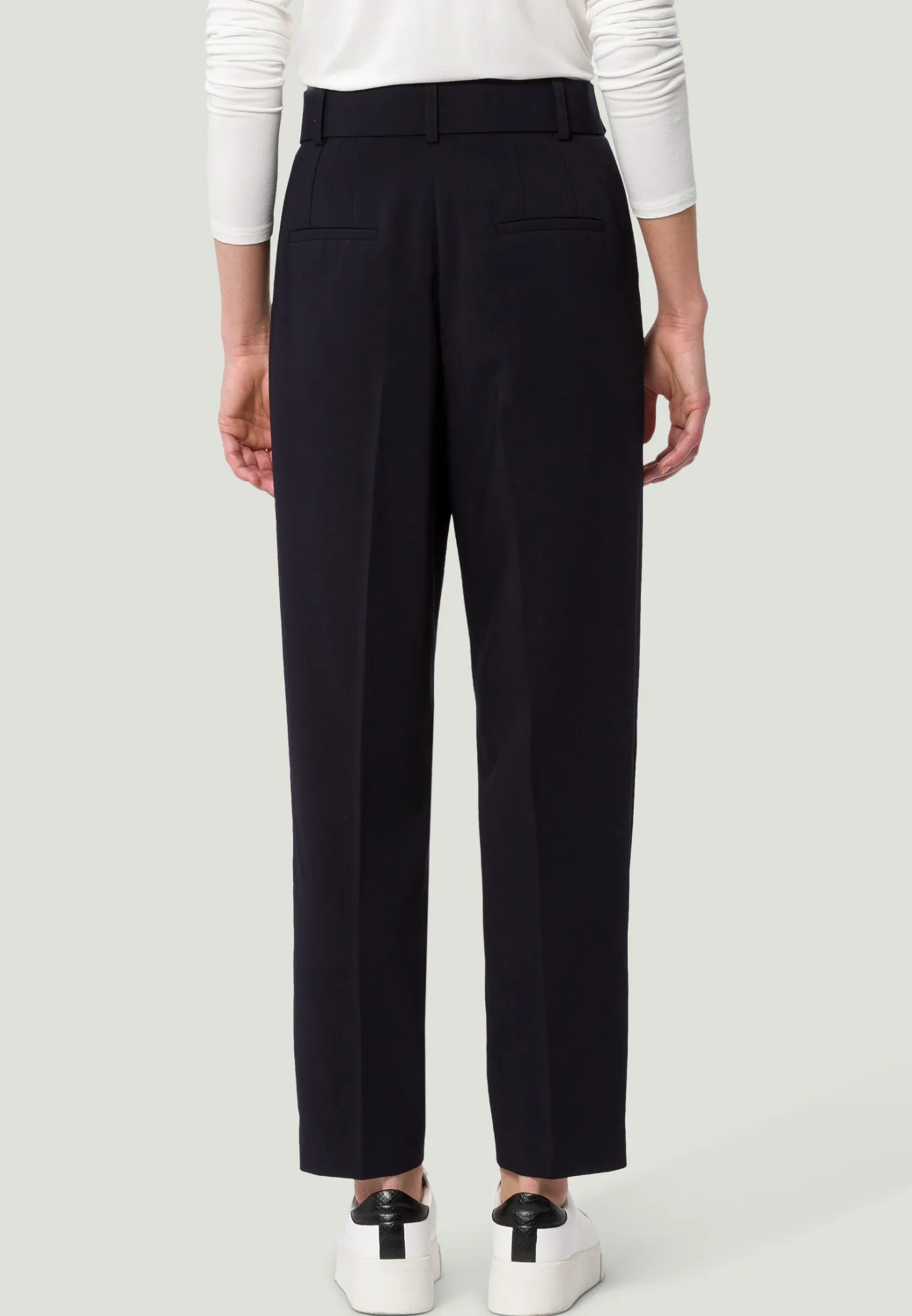 Bundfaltenhose mit Gürtel 28 Inch