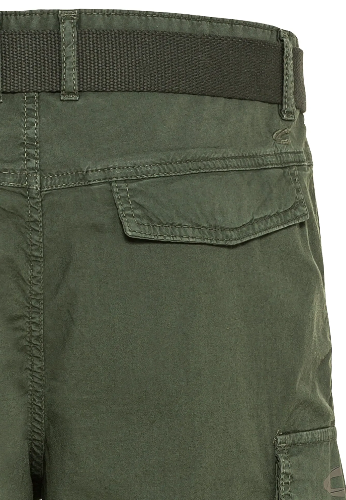 Cargo Shorts mit Gürtel